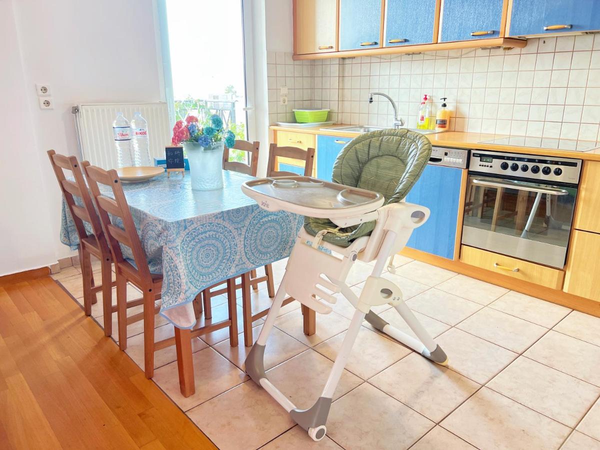 Cozy Fairytal Garden Apartment, Family Friendly, Free Parking, 15 Min To Airport أثينا المظهر الخارجي الصورة