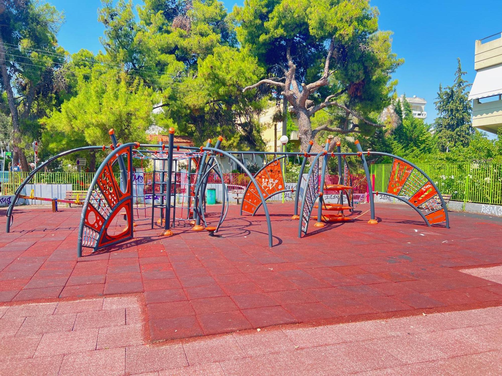 Cozy Fairytal Garden Apartment, Family Friendly, Free Parking, 15 Min To Airport أثينا المظهر الخارجي الصورة